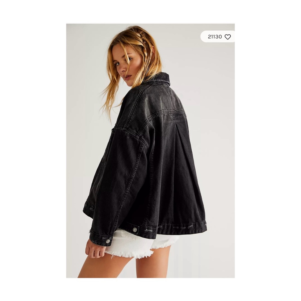 NWT FREE PEOPLE WE THE FREE OPAL SWING DENIM JACKET SIZE LARGE